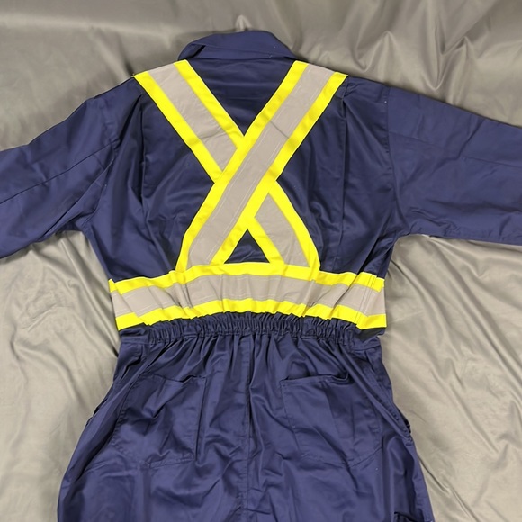 Brand New Pioneer | Men's Class 1 Level 2 Reflective Striped Coveralls | Size 48 - Picture 4 of 4